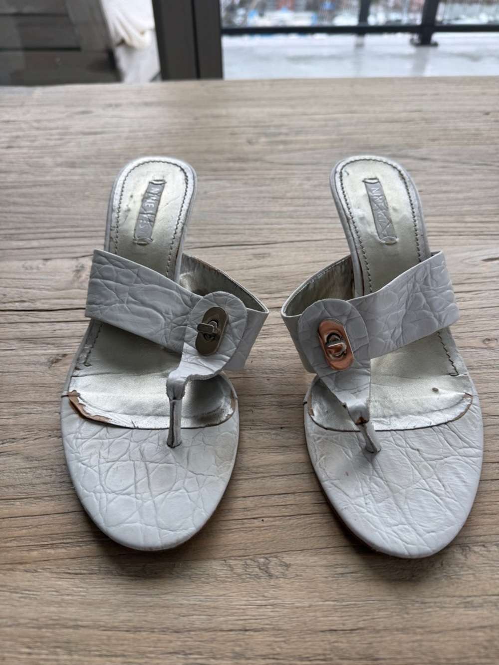 Nine West White Leather Thong Sandals by Unbranded size 9.5M